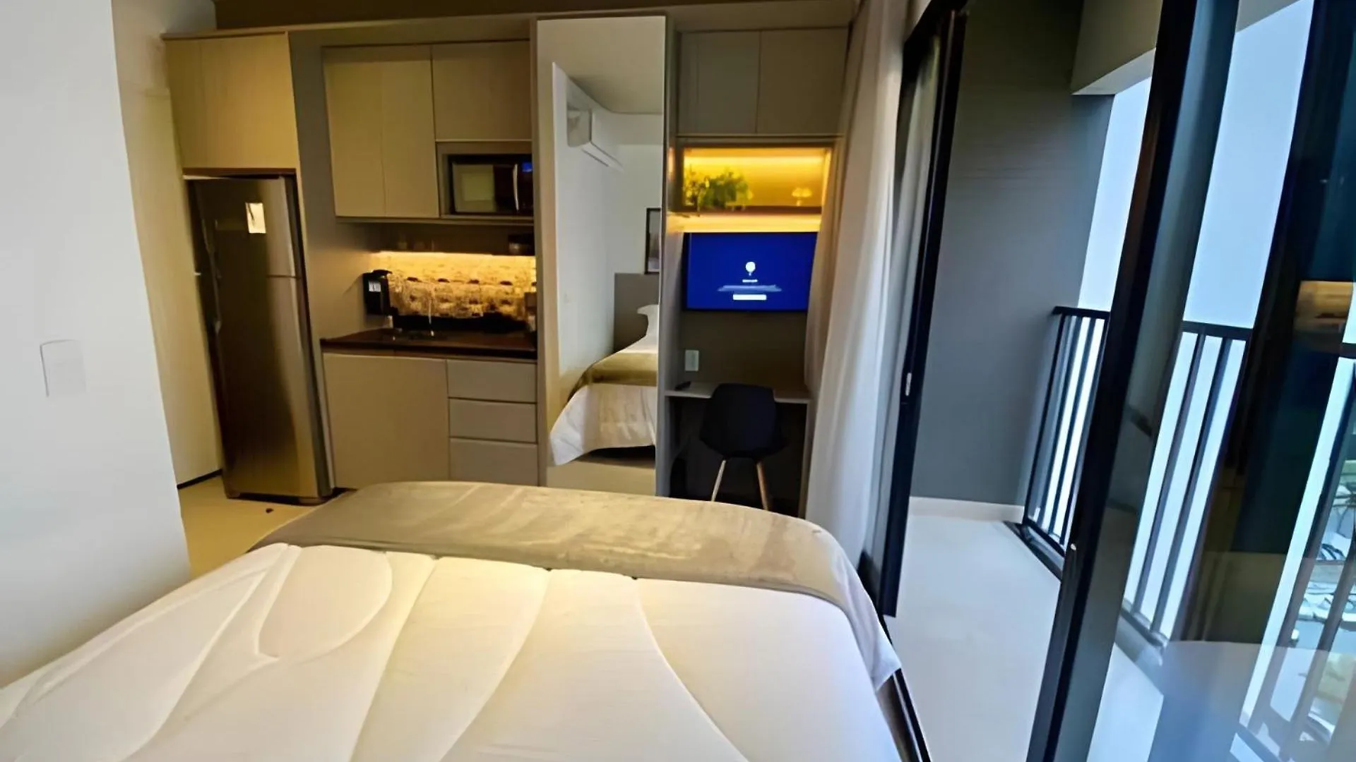 Studio Com Sacada / Paulista / Sirio Libanes 상파울루